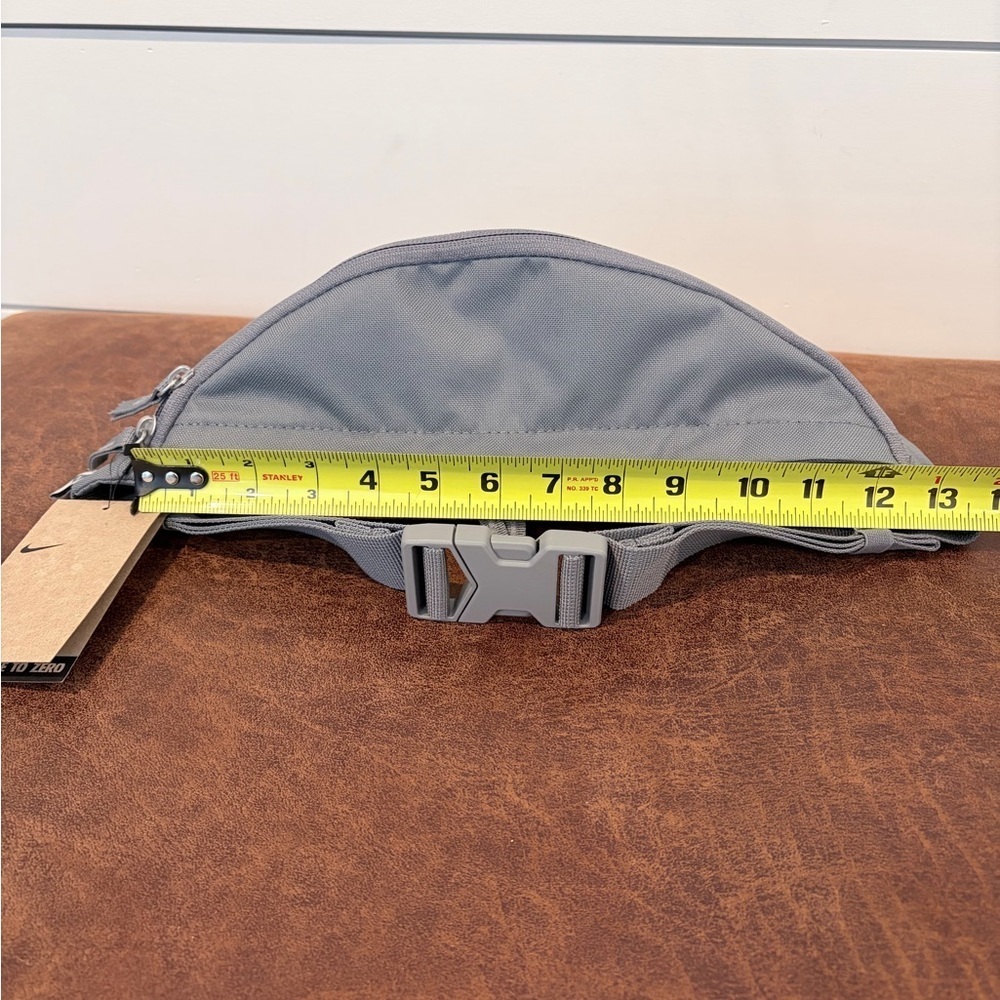 Nike Gray Minimalist Belt Bag Crossbody Fanny Pack Sporty Athleisure Workout - Picture 7 of 11